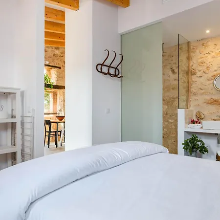 Cal Tio 1 Yourhouse Farm stay *
