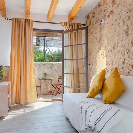 Farm stay Cal Tio 1 Yourhouse *