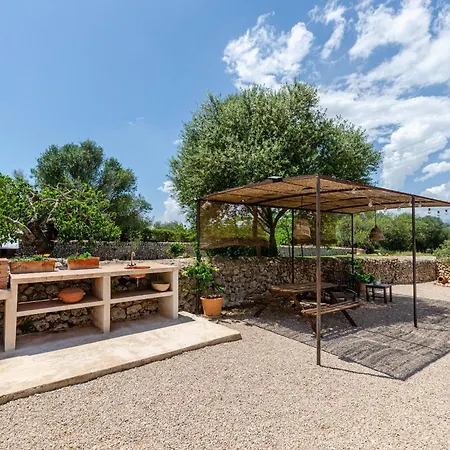 Cal Tio 1 Yourhouse Farm stay *